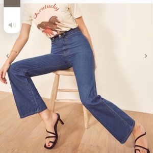 Reformation Willow Jean 28